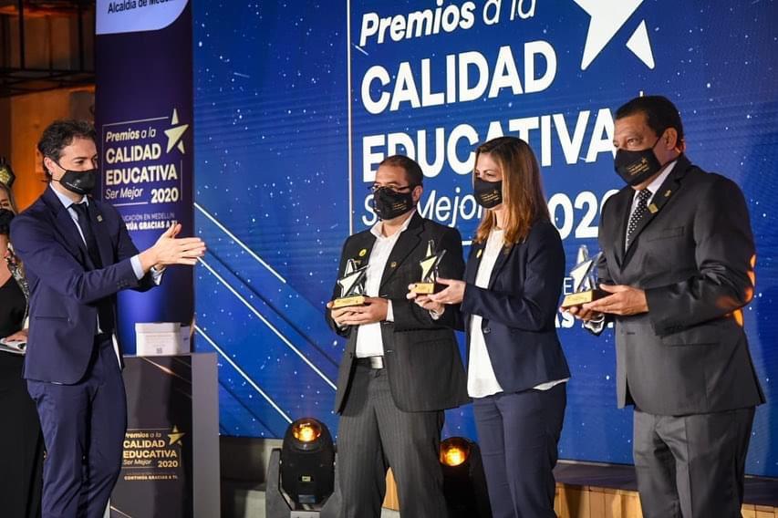 ¡Un abrazo de felicitaciones a la Institución Educativa Juan María Céspedes!